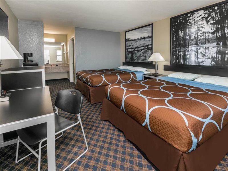 Super 8 By Wyndham Arlington Near At&T Stadium Екстер'єр фото