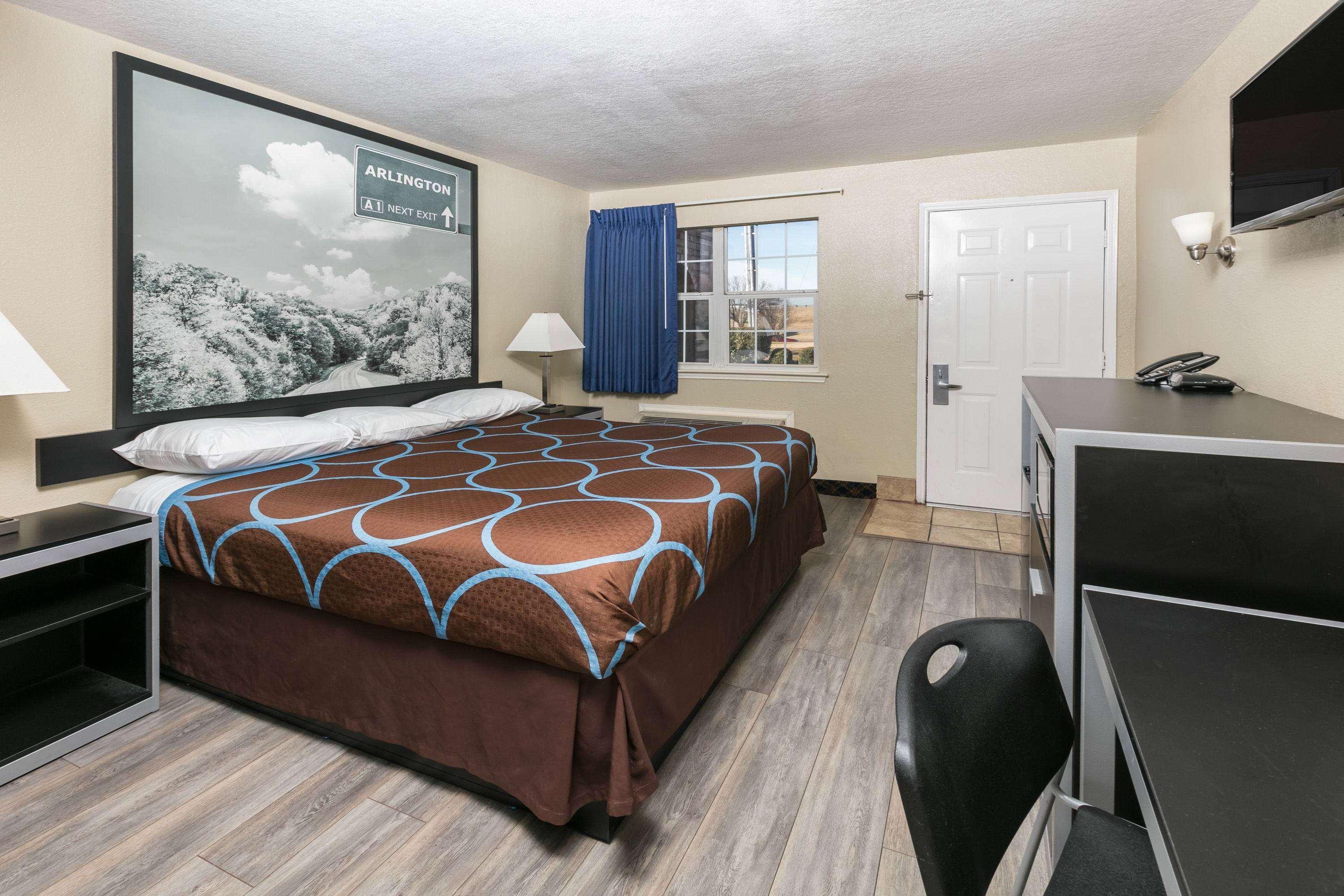 Super 8 By Wyndham Arlington Near At&T Stadium Екстер'єр фото
