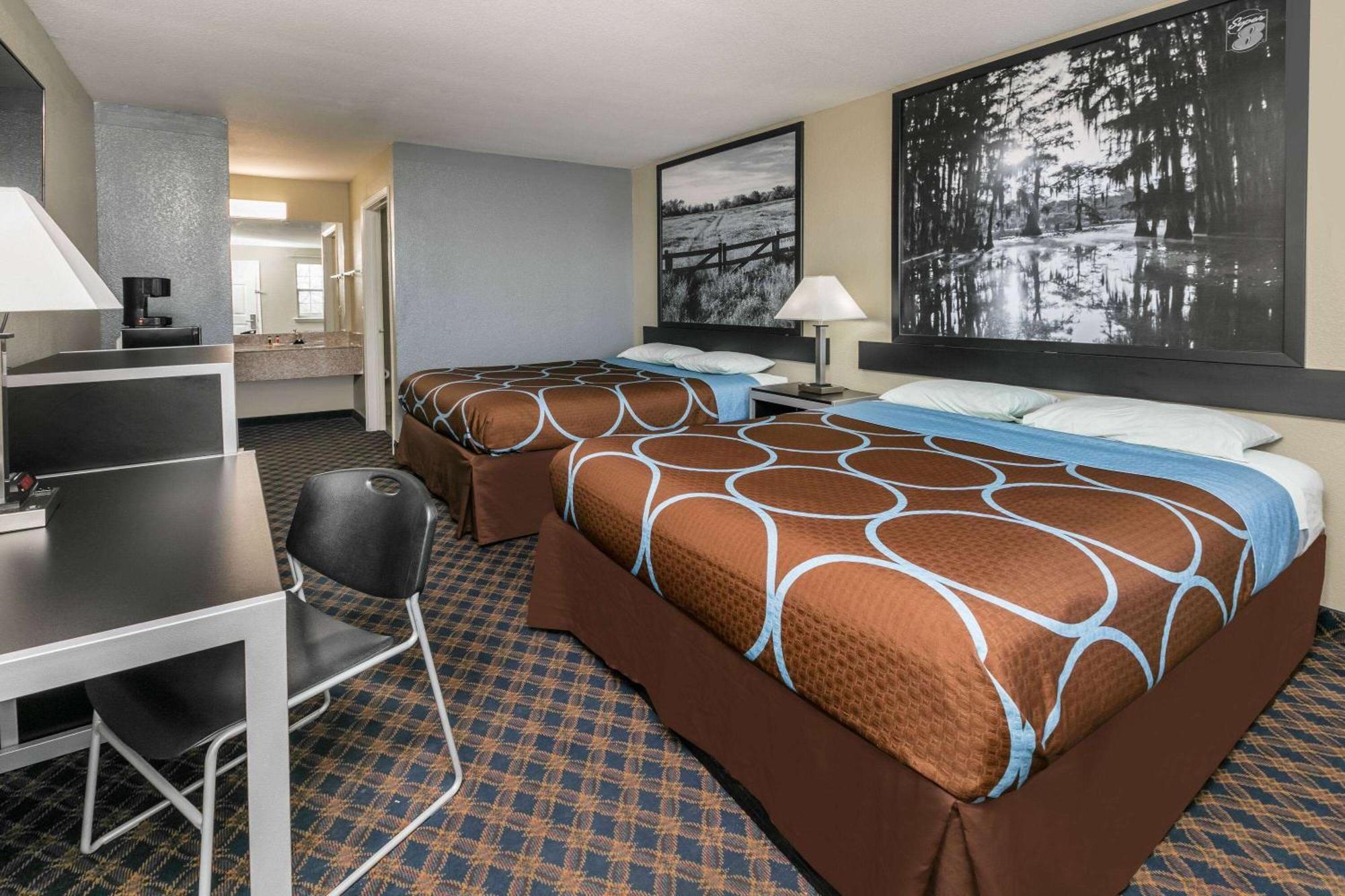 Super 8 By Wyndham Arlington Near At&T Stadium Екстер'єр фото
